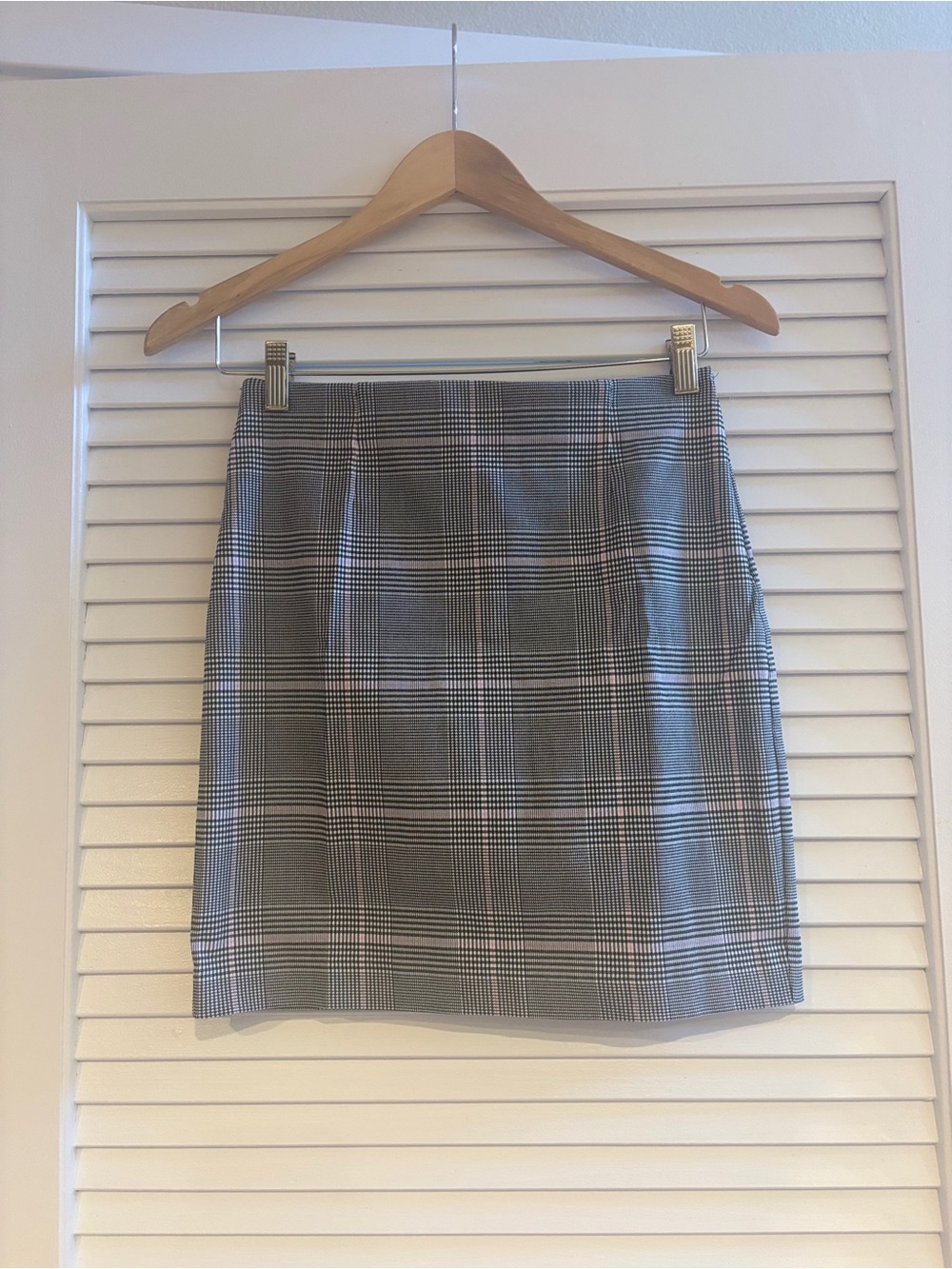 Dynamite Gray Plaid Pencil Mini Skirt